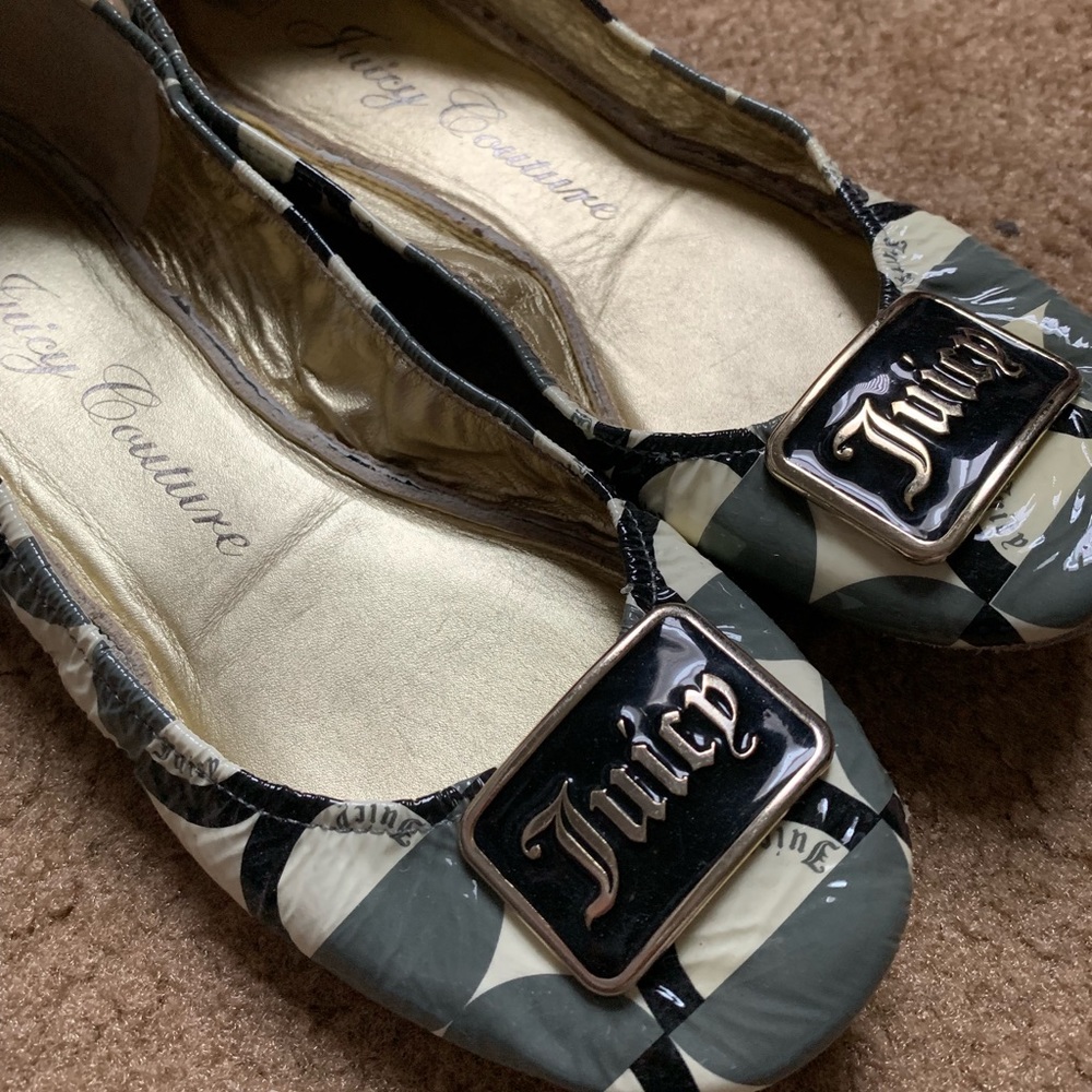 Juicy couture flats